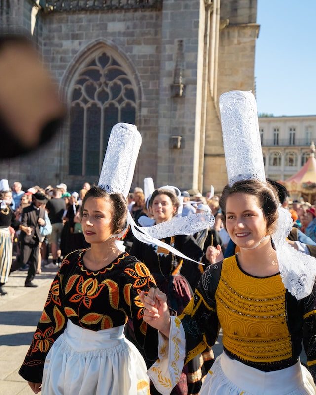 Des bigoudènes au Festival de Cornouaille